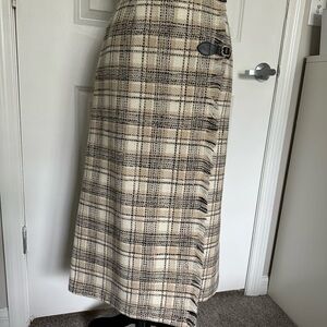 Plaid Beige and Black  wrapped Women's Skirt,size 2,$50